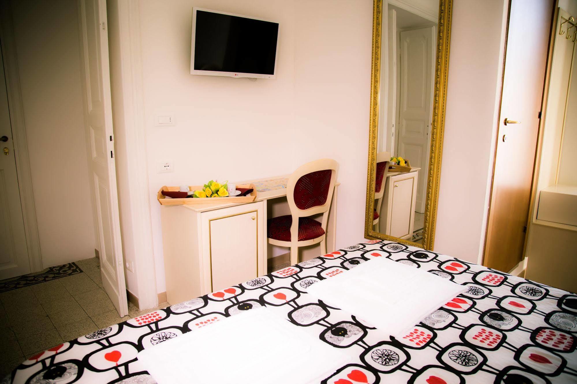 St. Peter Central Rooms B&B Rome Exterior photo